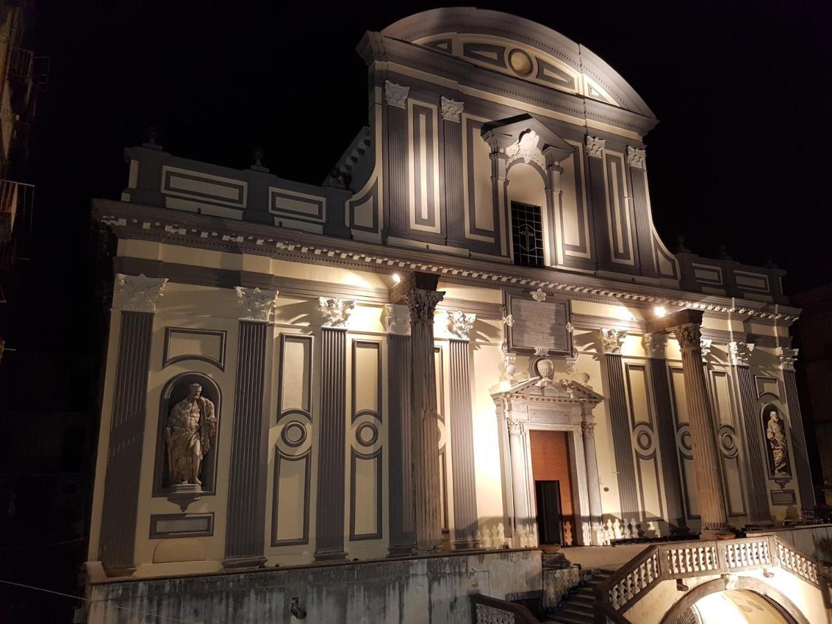 Готель San Gaetano Bed Неаполь Екстер'єр фото