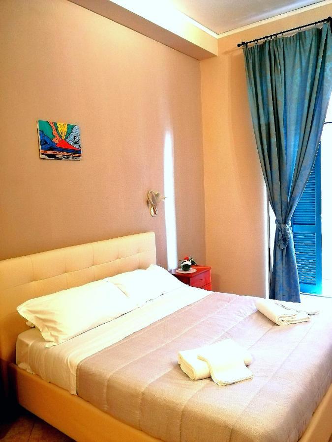 Готель San Gaetano Bed Неаполь Екстер'єр фото